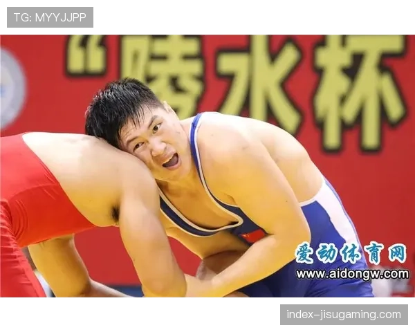 跨国转播团队合作，将摔跤赛事的精彩瞬间传递至全球