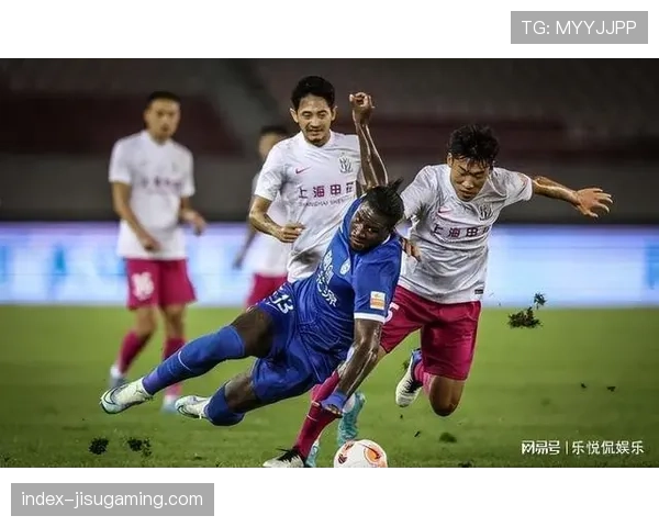 法甲第14轮综述：冷门频出，争冠保级格局生变