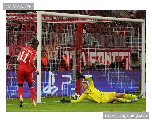 圣保利开场6分钟闪击破门，拜仁后卫莱默尔失误送礼