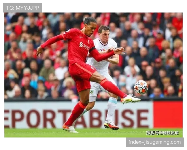 恩梅查取代勒温首发，利兹联锋线实验继续