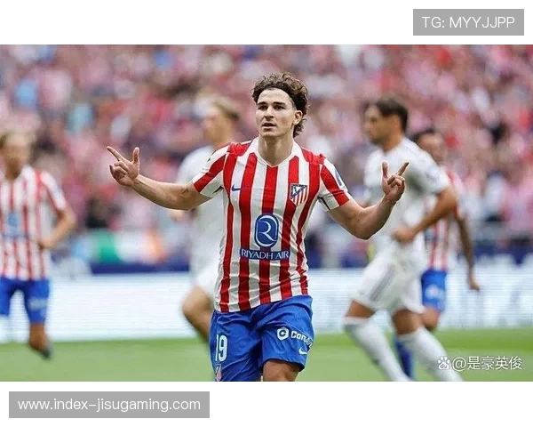 巴萨前锋莱万确认赛季末离队，阿尔瓦雷斯成替代目标